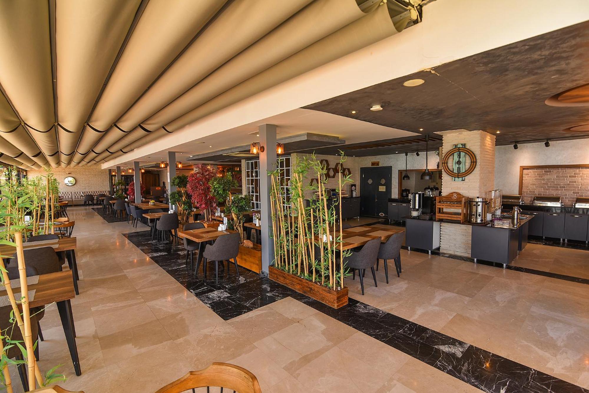 Royal Comfort Hotel Araklı Zewnętrze zdjęcie